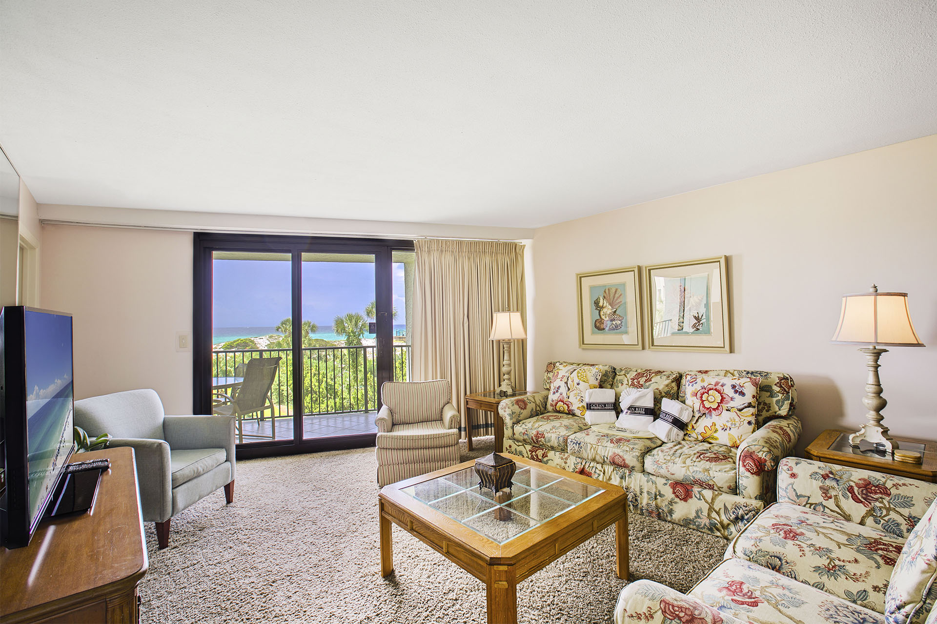 Beachfront Sandestin Condos Beachside Towers I 4031 Living Room Beachfront Sandestin Condos Beachside Towers I 4031 Living Room