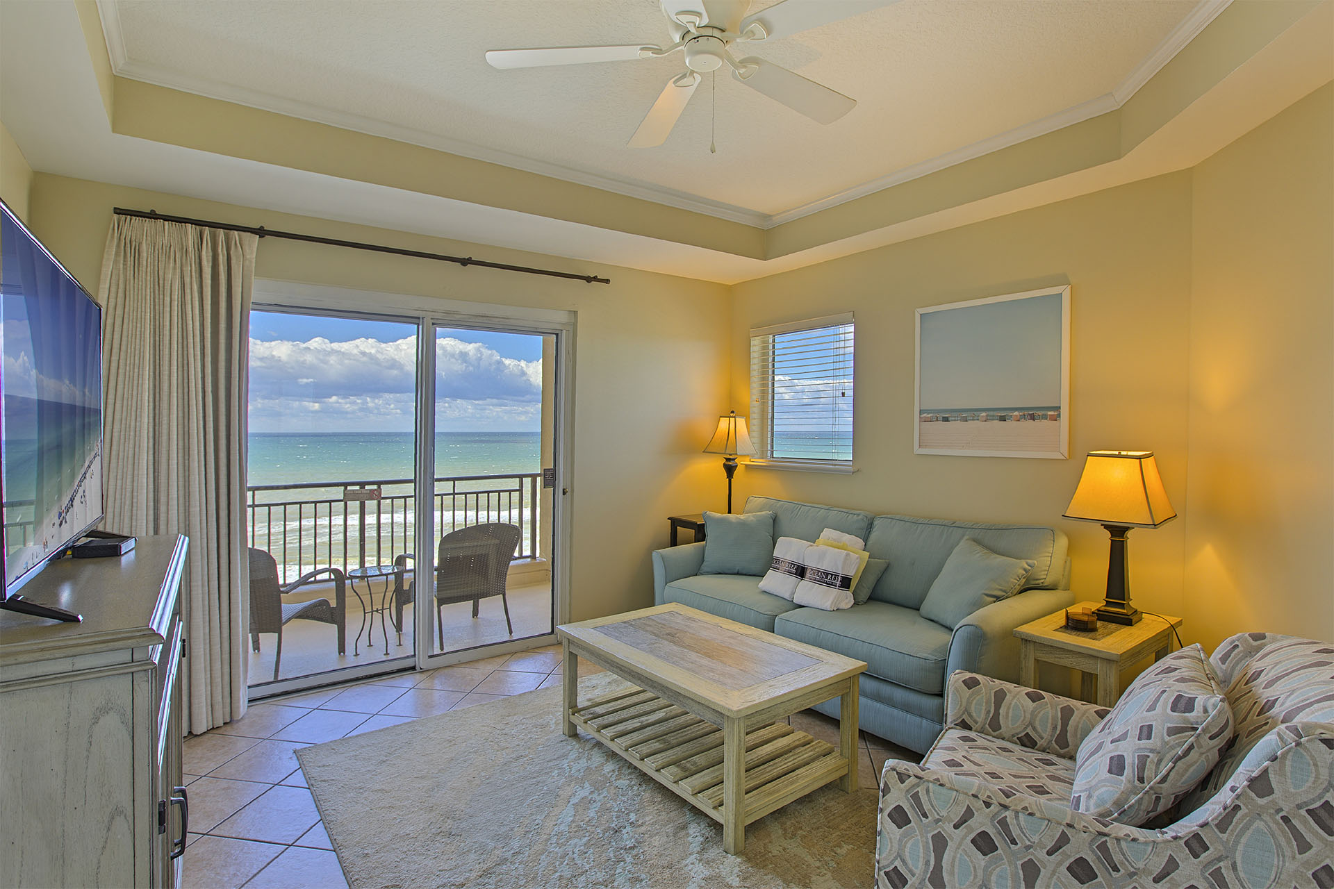 Beachfront Sandestin Condos Westwinds 4813 Living Room Beachfront Sandestin Condos Westwinds 4813 Living Room