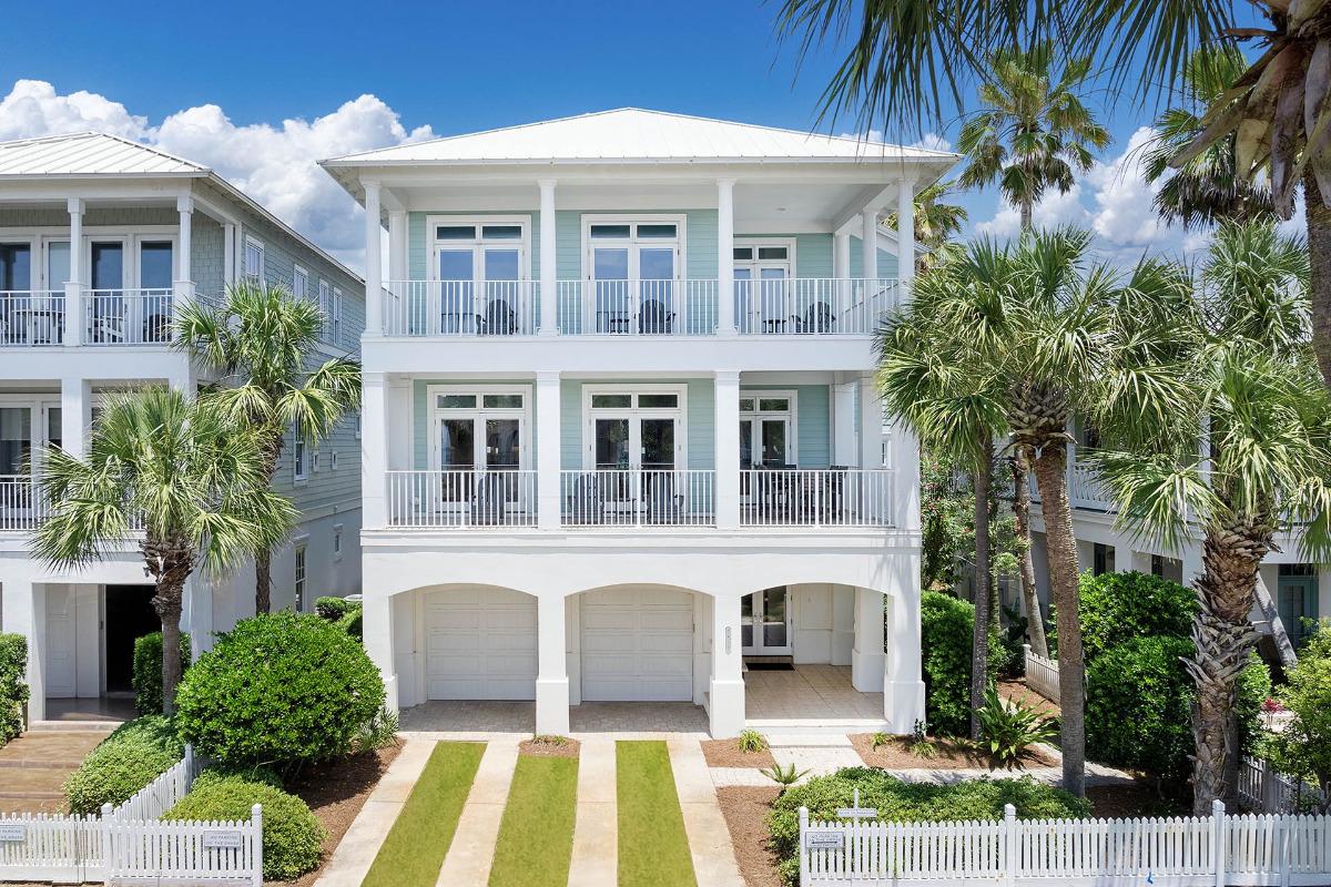Slice of Paradise vacation home exterior with balconies across from the Gulf in Frangista Beach