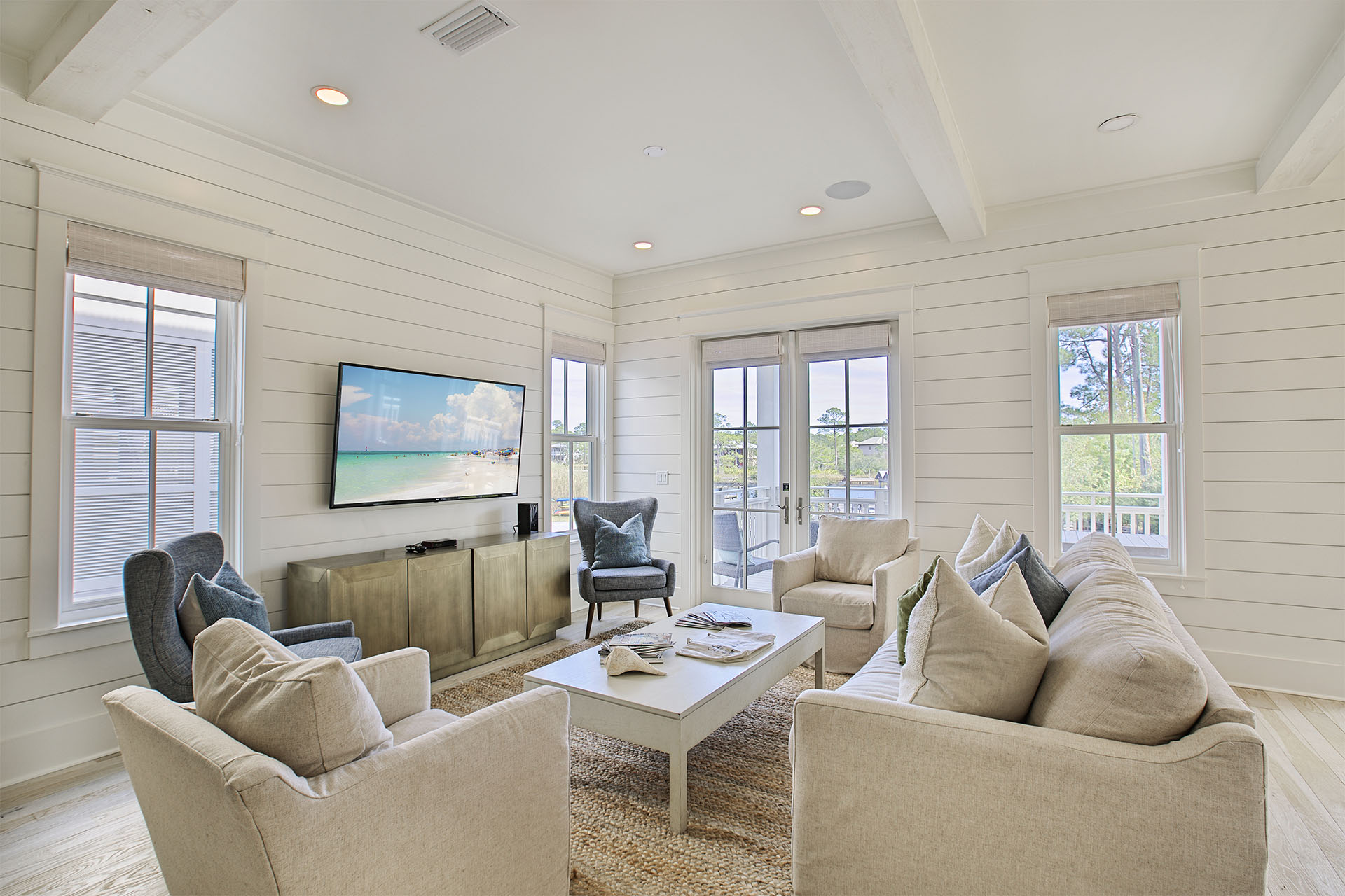 Grayt Oasis Living Room Grayt Oasis Living Room