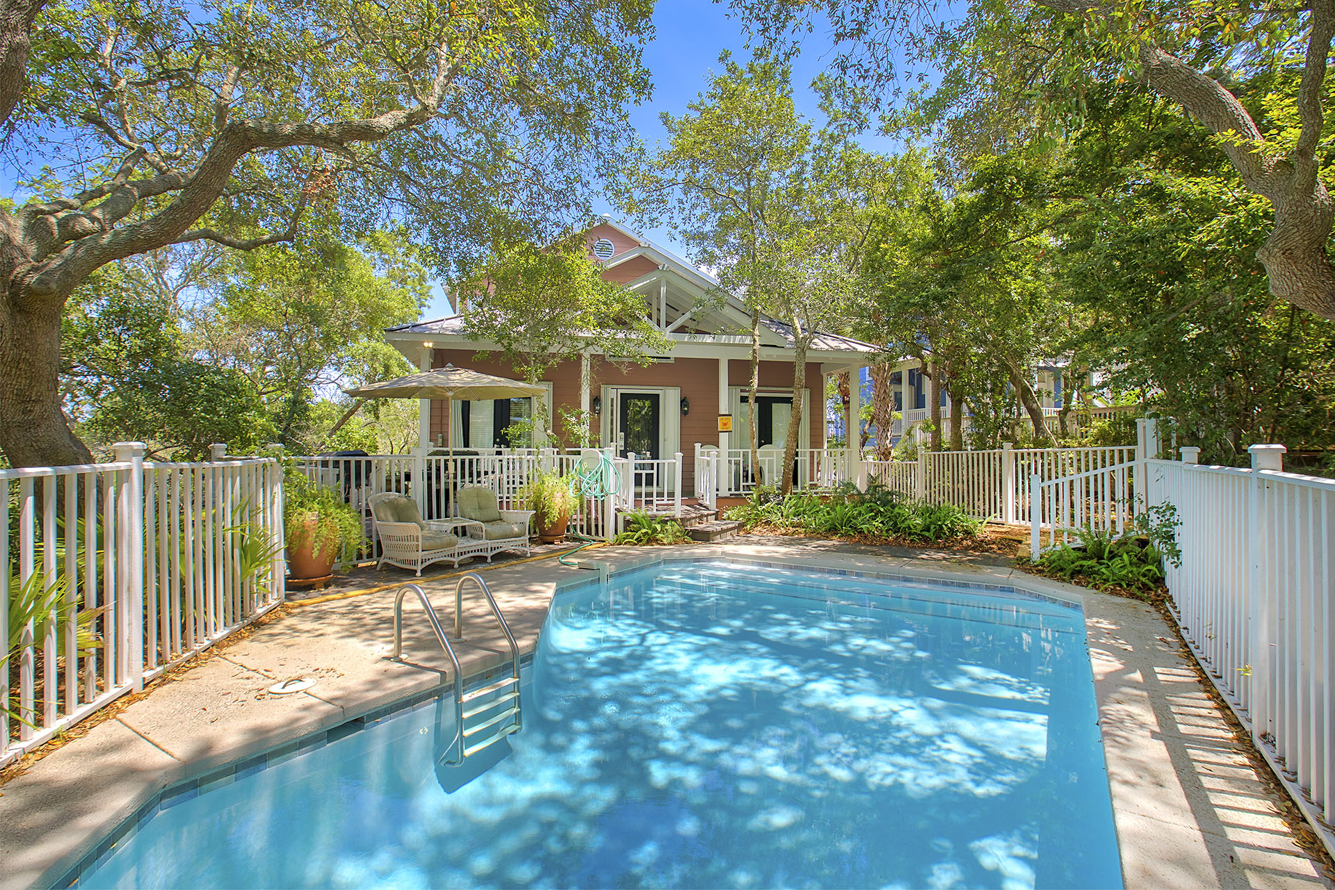 Islamorada Vacation Home with Pool