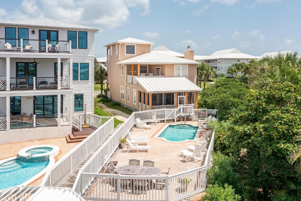 A Villa Lago Seacrest Beach