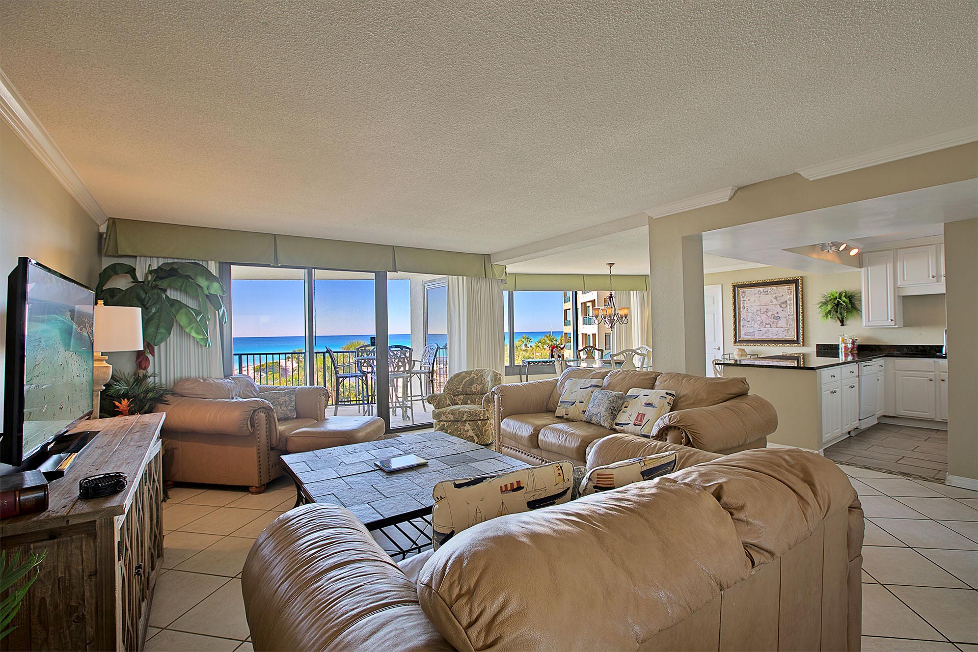 Beachfront Sandestin Condos Beachside Towers I 4040 Living Room Beachfront Sandestin Condos Beachside Towers I 4040 Living Room