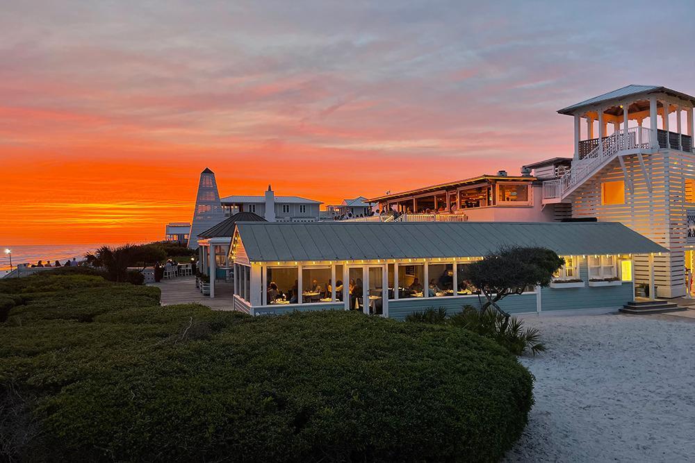 Bud & Alley's Waterfront Restaurant & Bar 