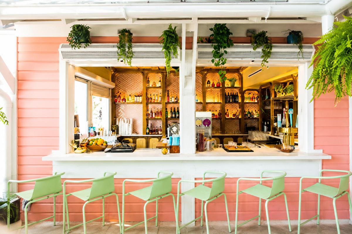 The Daytrader Tiki Bar and Restaurant Seaside
