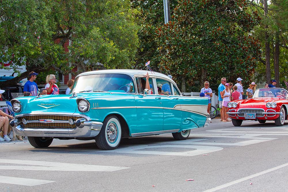 grayton-beach-parade-classic-cars-A5858F75-1D09-4C93-B5756FF3A03CE0C2.jpg