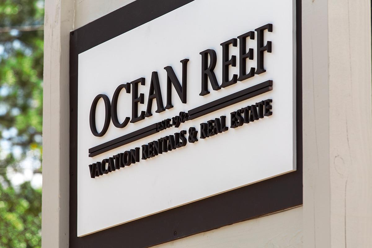 Ocean Reef Sign
