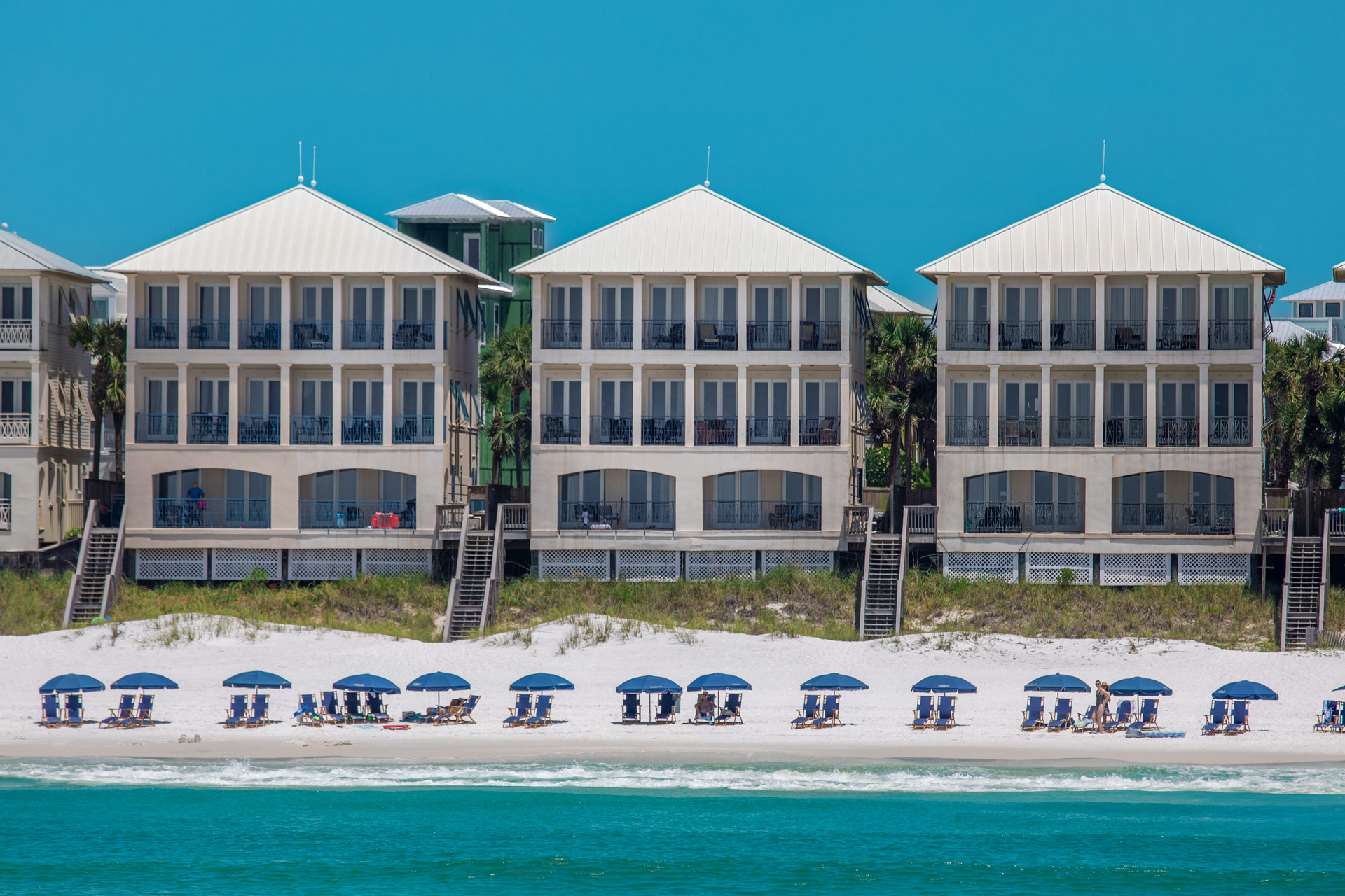 Discovering Destin Beach: Scenic Gulf Drive in Miramar Beach, FL