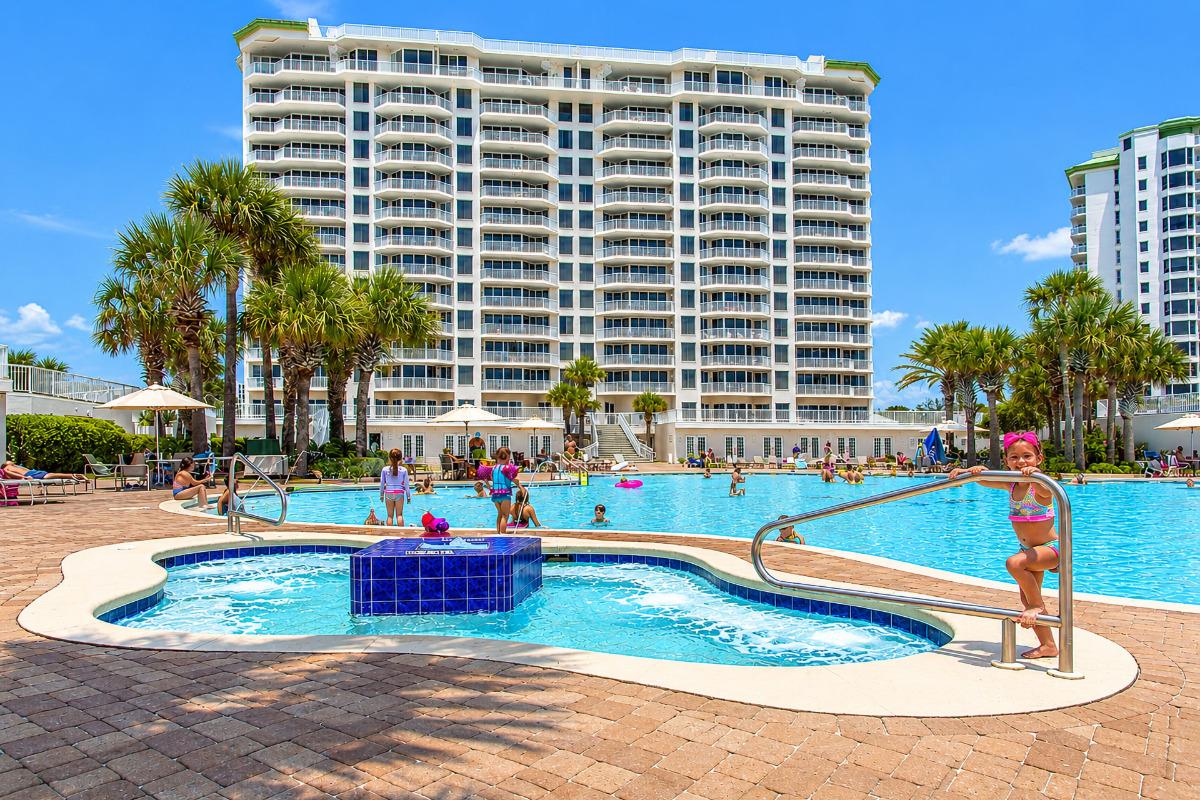 Silver Shells Pool